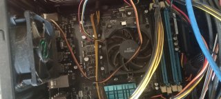 Torre Ordenador Asus Negra (Faltan piezas)