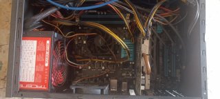 Torre Ordenador Asus Negra (Faltan piezas)
