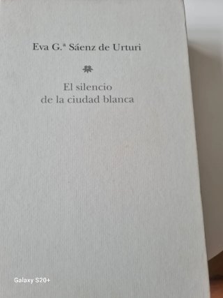 Libro "El silencio de la Ciudad Blanca"