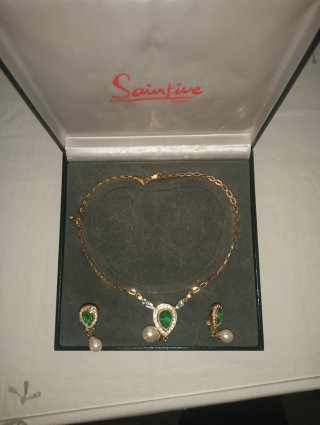 Conjunto Saintive Collar y Pendientes Oro y Esmera