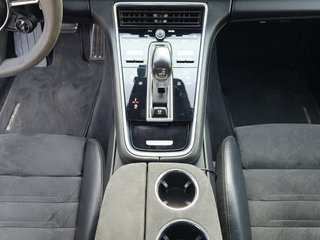 Porsche Panamera GTS