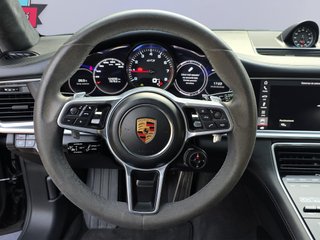 Porsche Panamera GTS