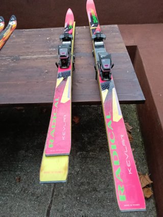 Esquís Dynastar Radical Kevlar