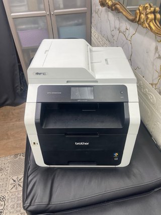 Impresora Brother MFC-9330CDW