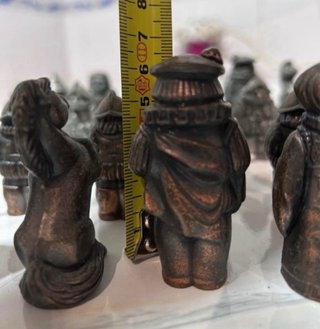 Antiguo juego ajedrez metal - 32 figuras