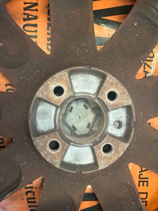 Esceni 1 llanta aluminio 16 pulgada 4 tornillos