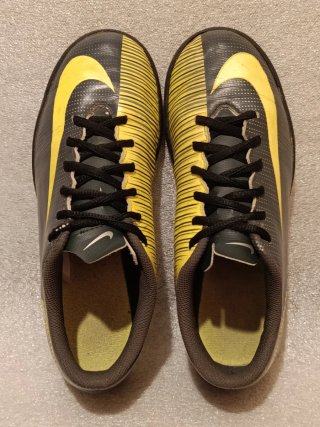 π Botas de fútbol Nike MercurialX CR7 π
