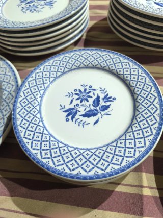 Vajilla cerámica Quadrifoglio azul y blanco