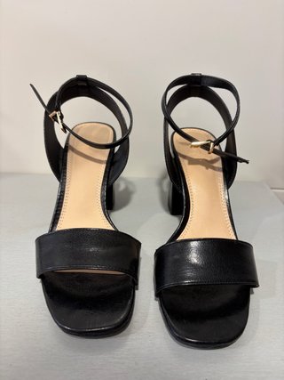 Sandalias de tacón negras
