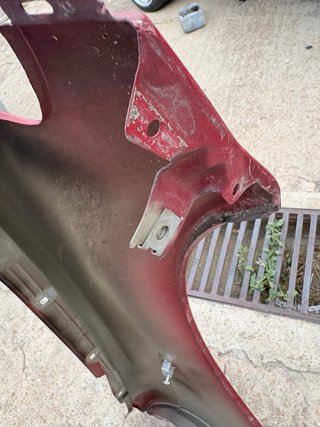 Aleta Izquierda BMW E46 Coupe Roja