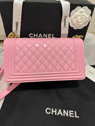Borsa Chanel rosa in pelle scamosciata dorata