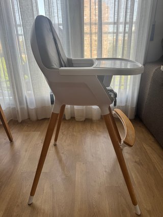 Trona Kinderkraft para bebé