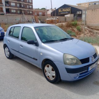 Renault Clio 2004