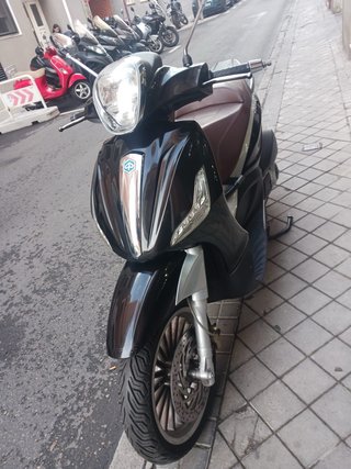 Piaggio Beverly 125 i.e 2013