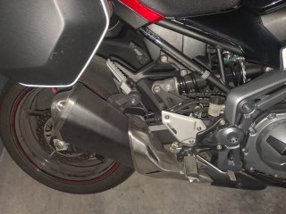 Kawasaki Z900 Naked Roja y Negra