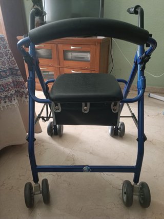 Andador Vermeiren con cesta