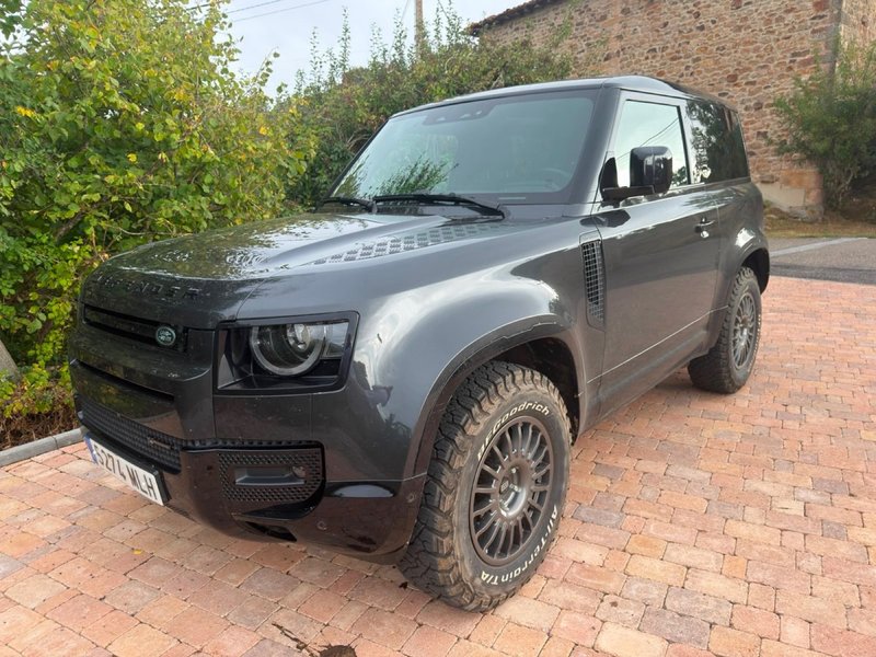 Land Rover Defender 2023 - foto 1