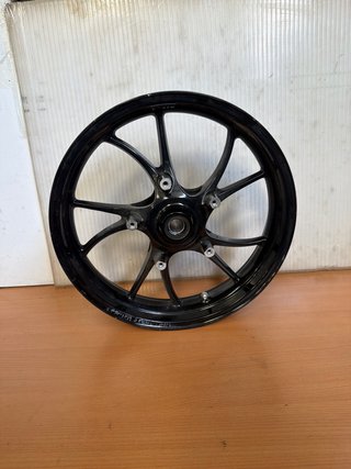 Llanta Delantera Triumph Speed Triple 1050 2010