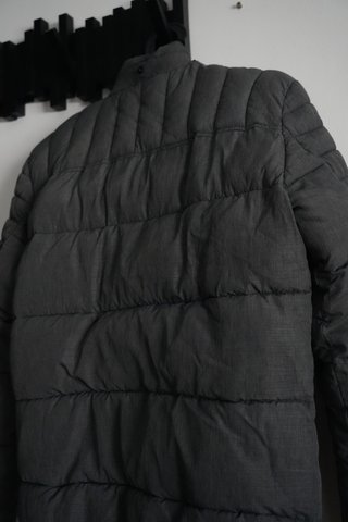 Abrigo acolchado H&M con capucha