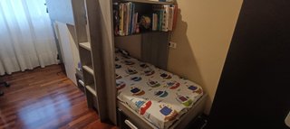 Cama alta infantil con escritorio