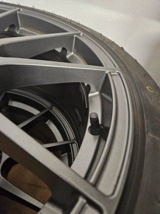 Llantas Autec Wizard 18 ET45 + Nankang AR1 225/40