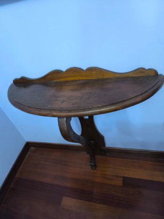 Mesa de pared de madera vintage