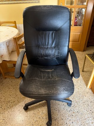Silla de escritorio negra