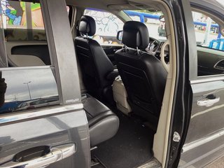 Lancia Voyager 2013