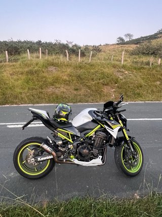 Kawasaki Z900 2021 Deslimitada