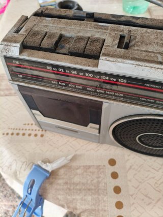 Radio Cassette Sanyo