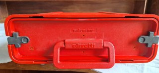 ​Macchina da scrivere Olivetti Valentine