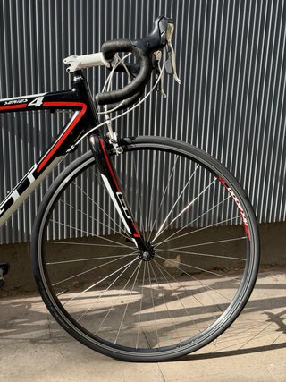 Bicicleta de carretera GT 🇺🇸 Talla: M
