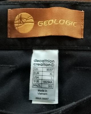 Pantaloni neri da caccia e pesca (50)