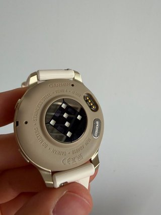 TIENDA - Garmin Venu 4 41mm Dorado