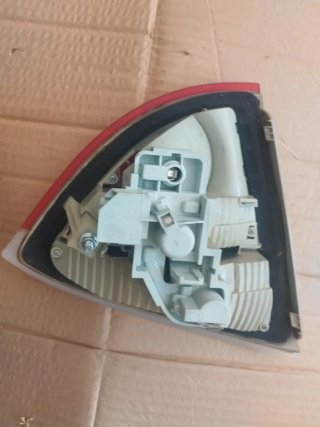 Piloto trasero BMW Serie 3 2009
