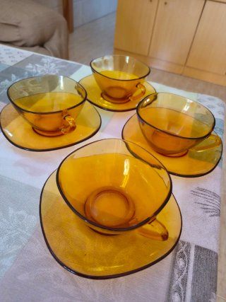Juego Tazas y Platos Vintage Cristal Ámbar