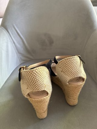 Sandalias cuña Mascaro negras y beige T40