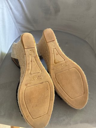 Sandalias cuña Mascaro negras y beige T40