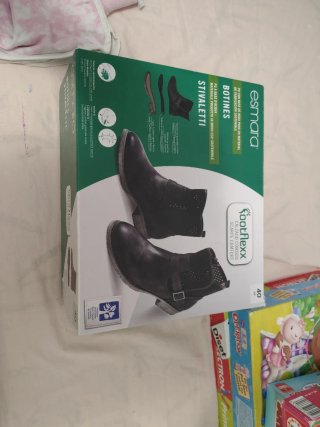 Botines Esmara Talla 40 Negro