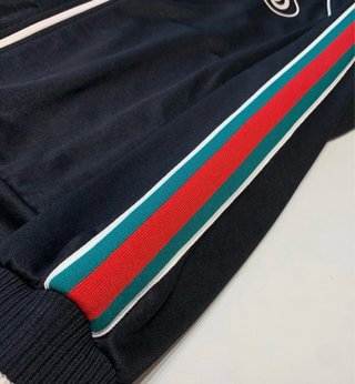Chaqueta Gucci Negra con Rayas Multicolor