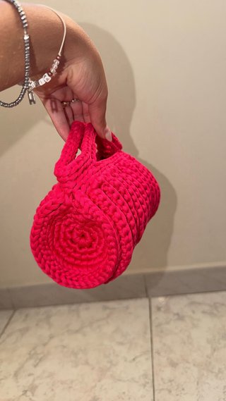 Bauletto crochet fucsia