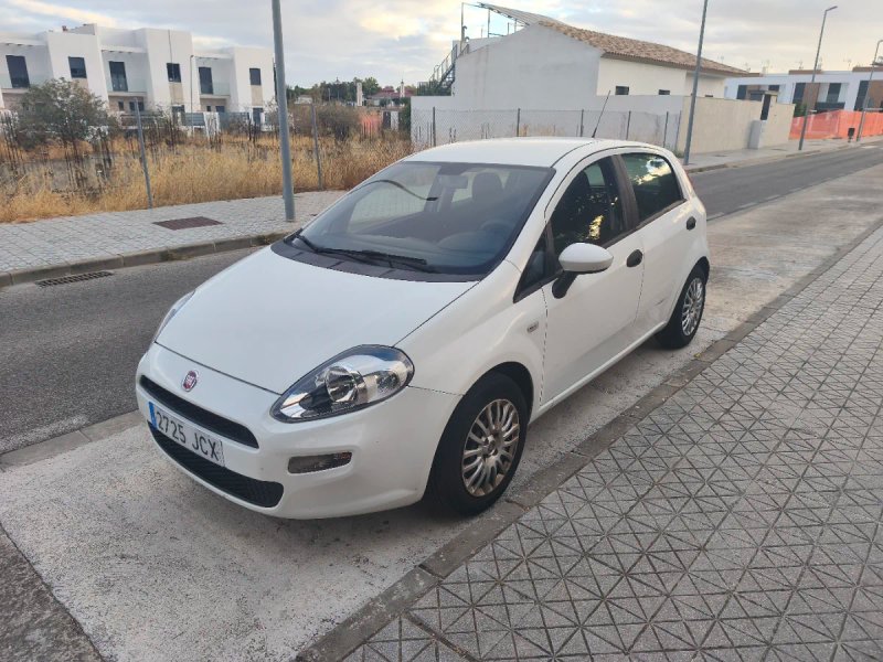 FIAT Punto 2015 - foto 1