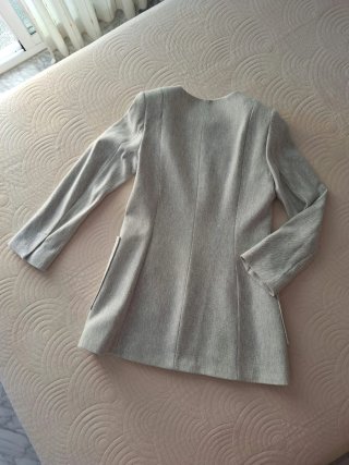 Chaqueta Zara cuello mao gris