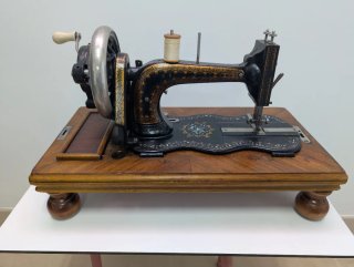 Máquina de coser antigua