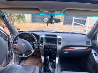 Toyota Land Cruiser 2004