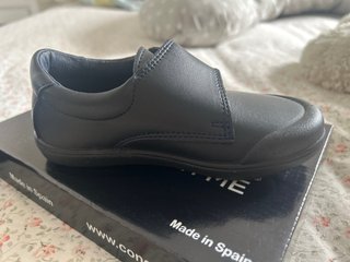 Zapatos Escolares Conguitos talla 26