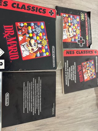 Caja y manual Dr. Mario NES Classics