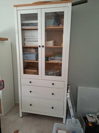 Vitrina Ikea Madera y Cristal