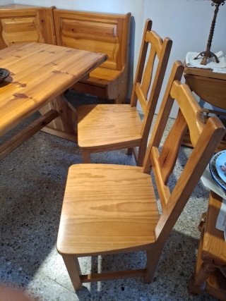 Comedor  rústico de madera: mesa, banco y sillas