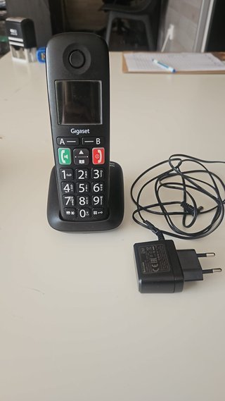 Teléfono Inalámbrico Gigaset E290 Negro